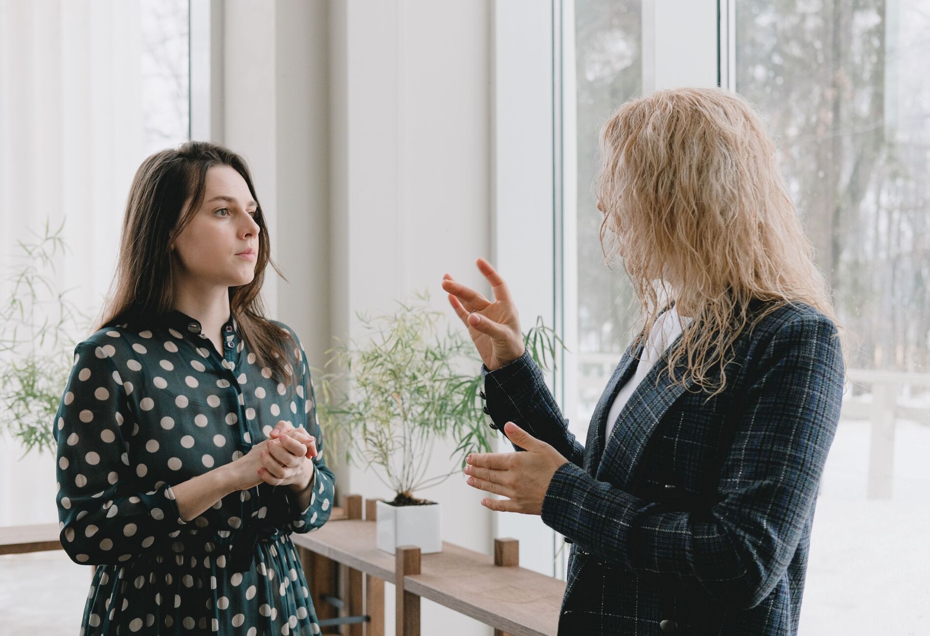 Twee professionals in gesprek